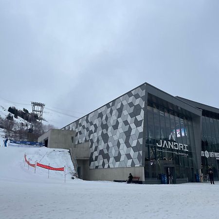 Petit Appartement Labellise Les 2 Alpes Residence Arc En Ciel Telesiege Petite Aiguille Лес дьо Алпс Екстериор снимка
